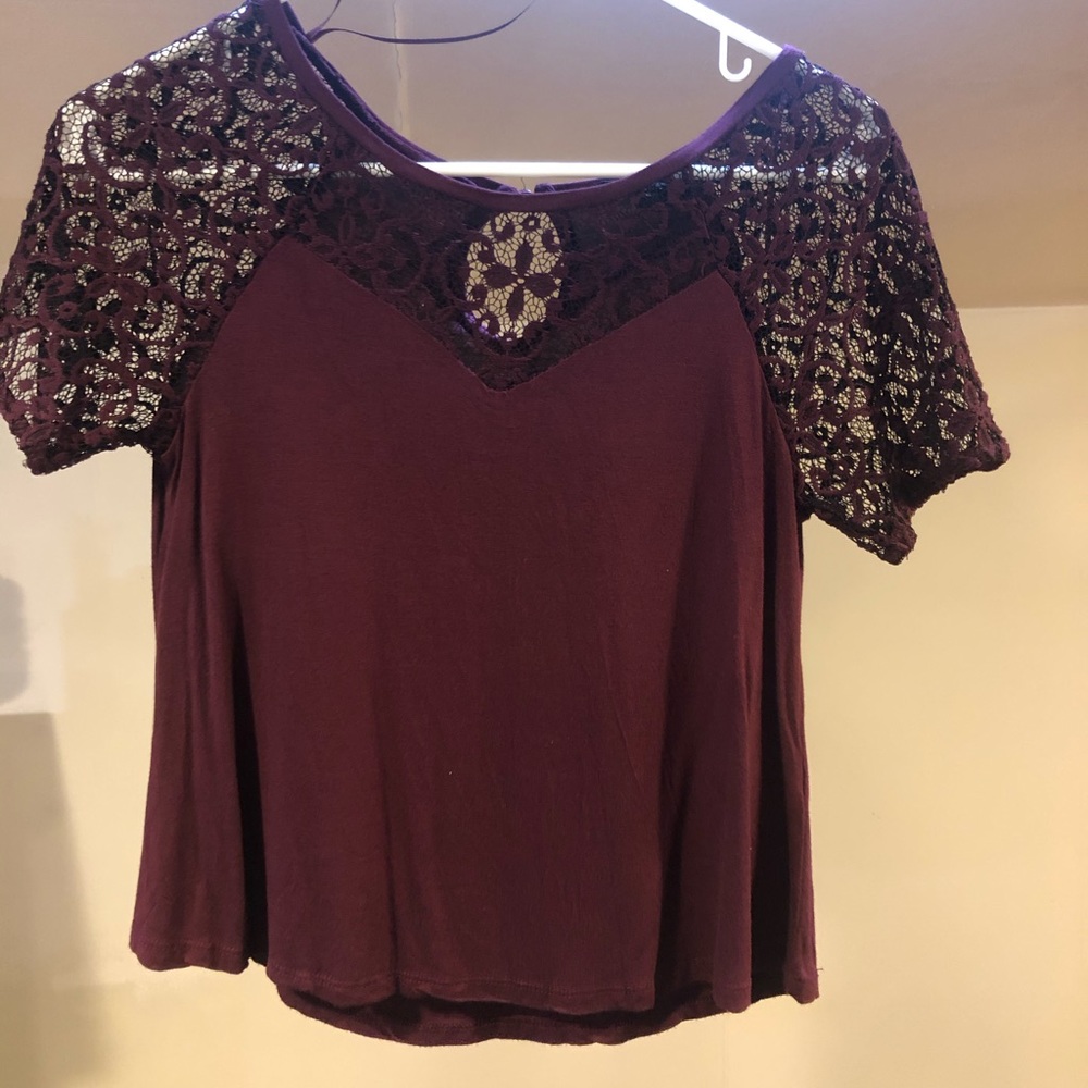 Size XS Attention Maroon Lace Top Blouse